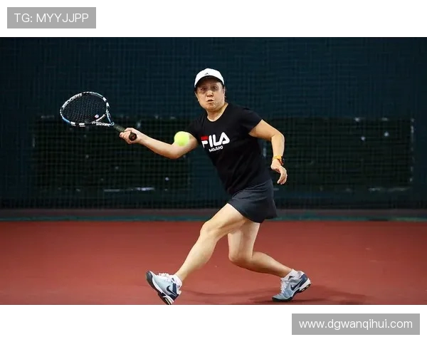 杭州网球队创新高网球配合排名再攀新高峰引发热议